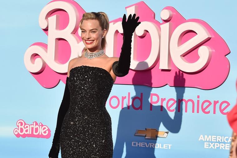 Margot Robbie arrives for ‘Barbie’ world premiere on July 9 in Los Angeles.