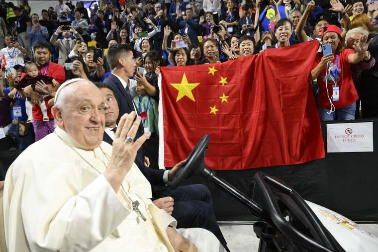 Pope Francis gave a special message to Chinese Catholics at the end of his Mass in Ulaanbaatar, Mongolia, on Sept. 3.